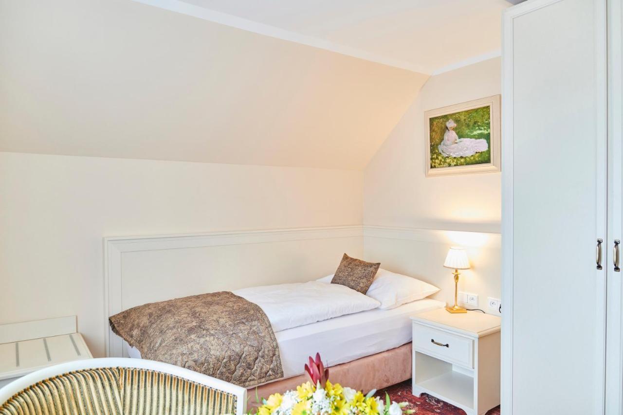 Spa Hotel Centrum Františkovy Lázně エクステリア 写真